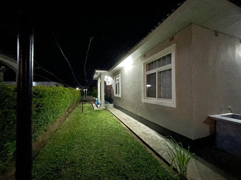 Silverest Sanctuary: Home Away From Home Λουσάκα Εξωτερικό φωτογραφία